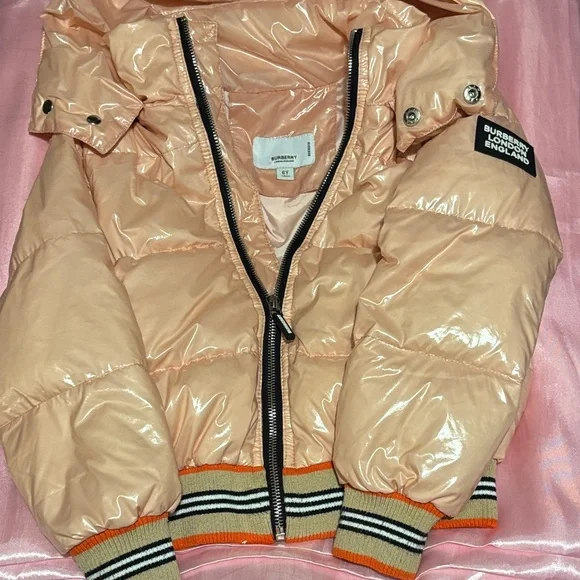 Burberry Glossy Peach Puffer Jacket - Picture 2 of 8